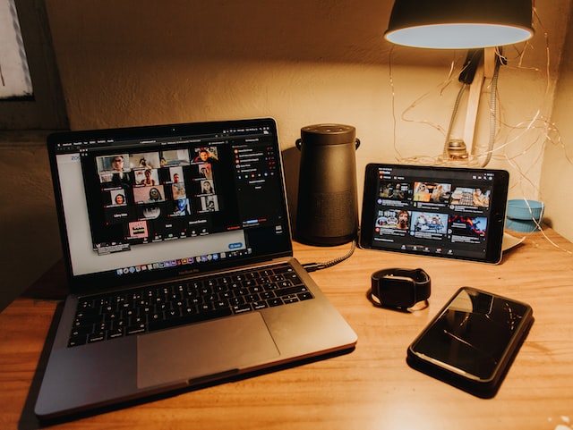 The setup needed for streaming with Vidict